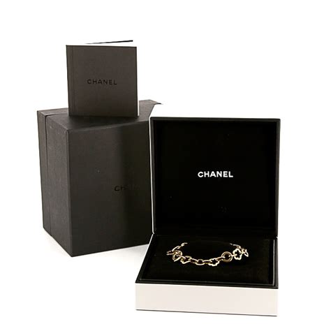 bracciale camelia chanel prezzo|Gioielli Chanel Camélia d'Occasione .